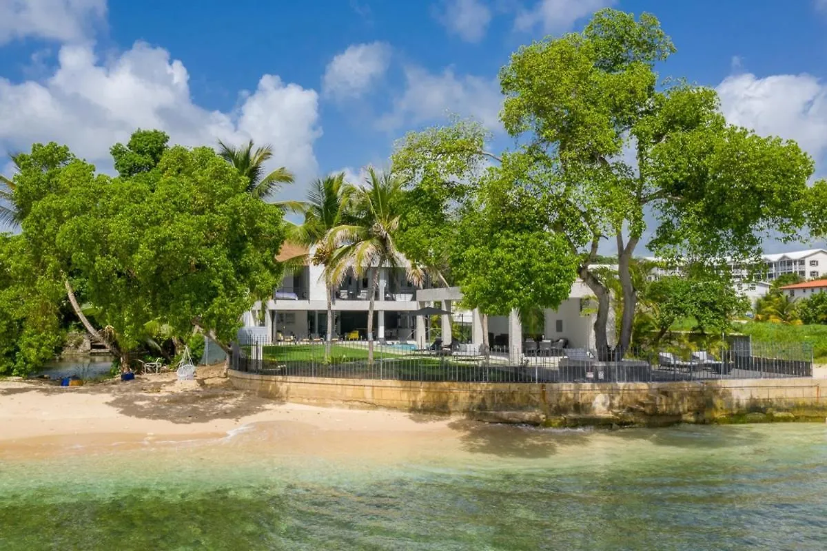 Villa Onyx By Blue Sky Luxury Saint James